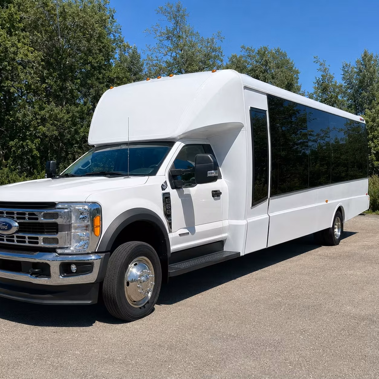 18 passenger minibus