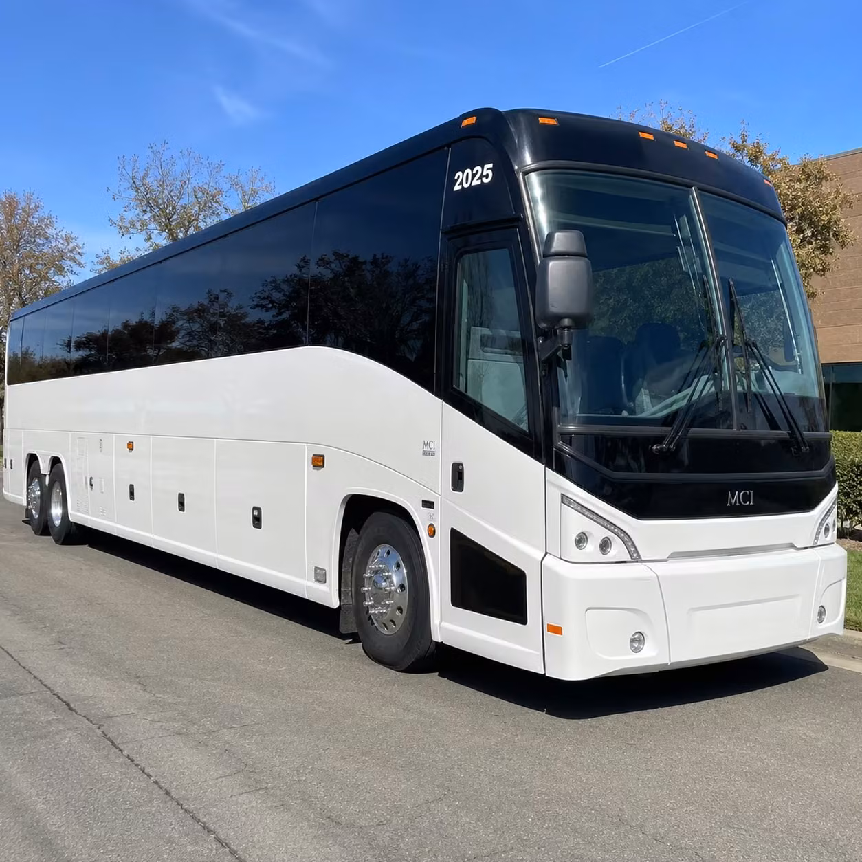 booking a bus to concerts at polar park and mechanics hall