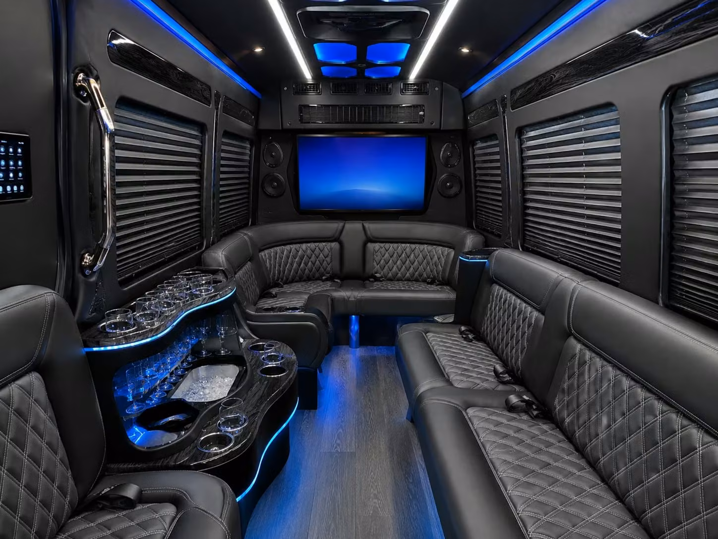 pre prom dinner shuttles and after prom transportation in worcester