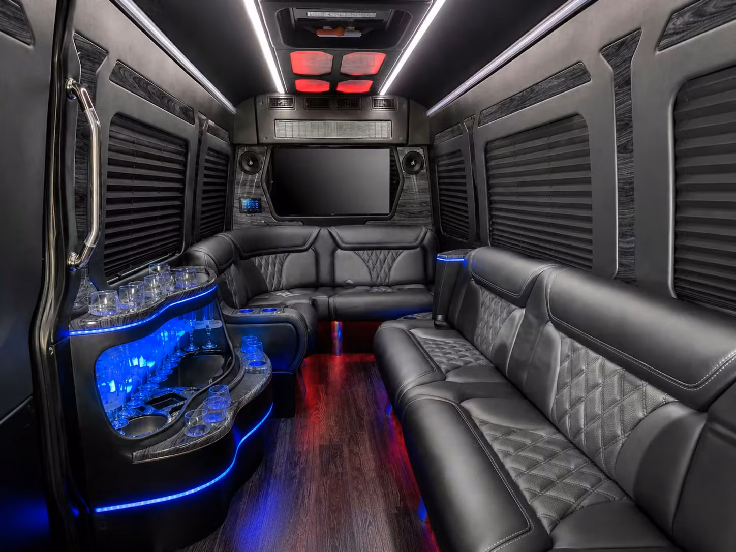 with charterbusrentalworcesterma com securing a recurring employee shuttle in worcester has never been simpler